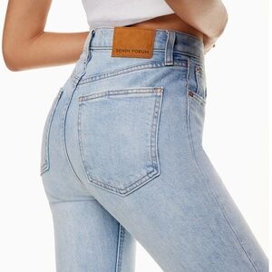 New Denim Forum Aritzia Jeans THE YOKO HIGH RISE SLIM
